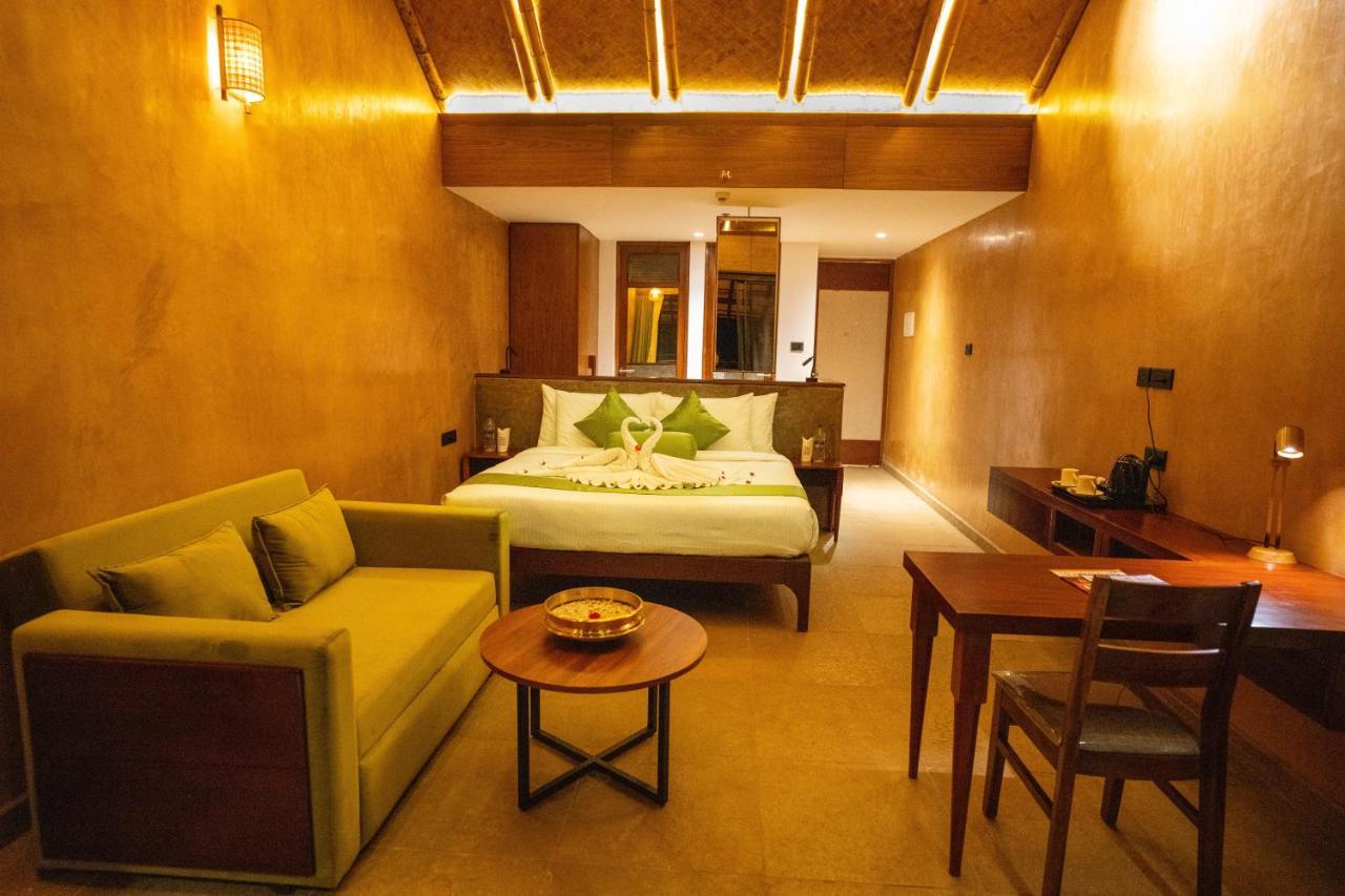 Klov Resort & Spa Wayanad Bagian luar foto