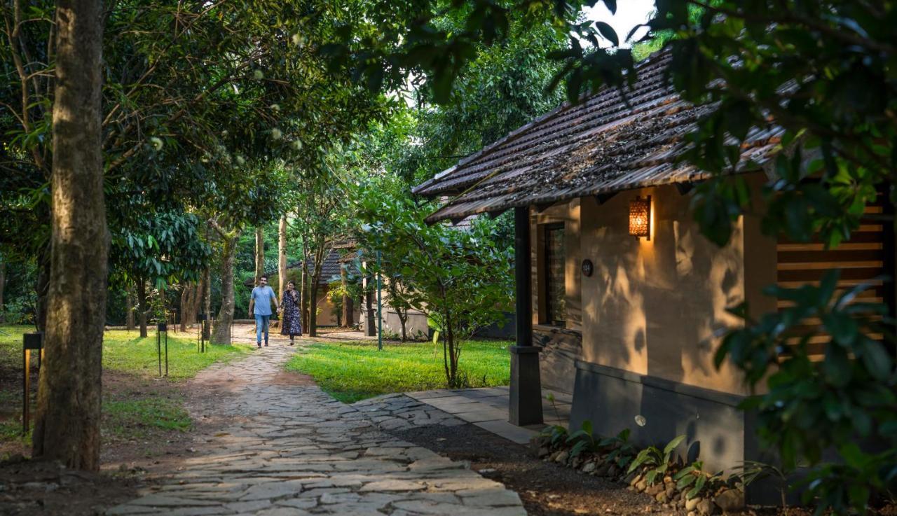 Klov Resort & Spa Wayanad Bagian luar foto